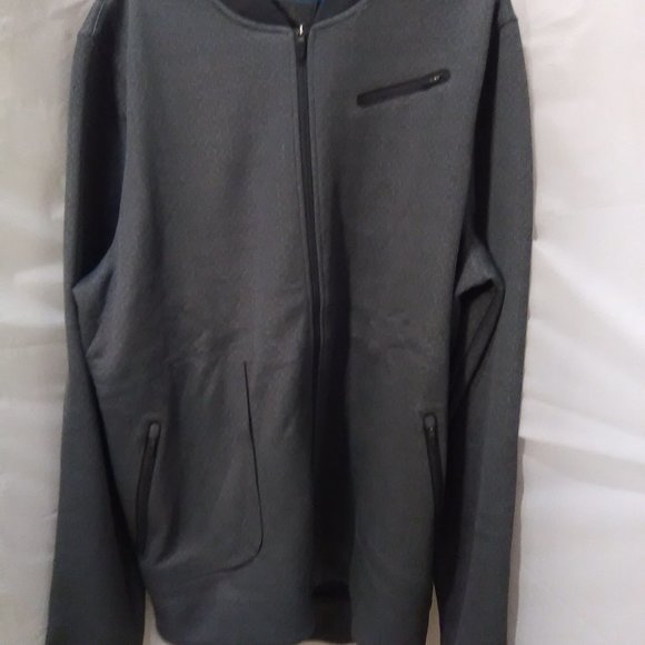 Nike Shield Basketball Men's Jacket/Coat Color Gray Size XLT - Picture 2 of 6